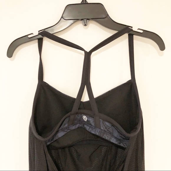 Lululemon Open Back Cowl Neck Tank - Size 4 - Picture 6 of 7